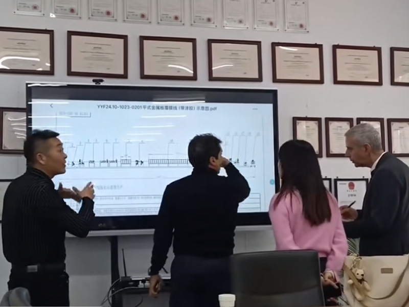 2025中拓冷彎開年大捷！新年新征程中拓冷彎門框機敲開西班牙市場大門