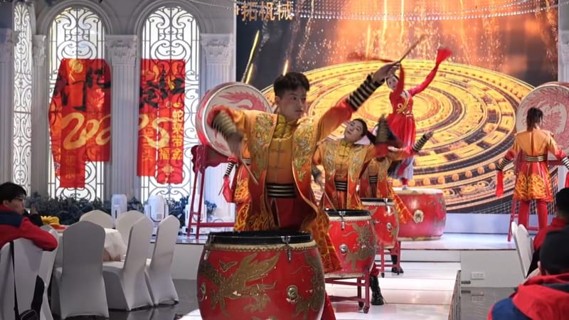 蛇年伊始萬(wàn)象更新，中拓機(jī)械正月初八開(kāi)工大吉，開(kāi)啟冷彎行業(yè)新征程